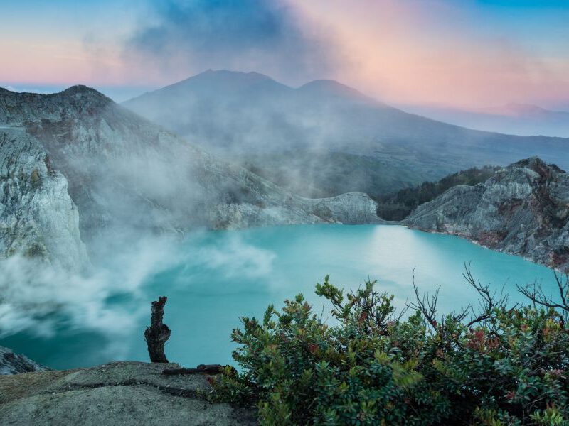 Flores Overland Tour