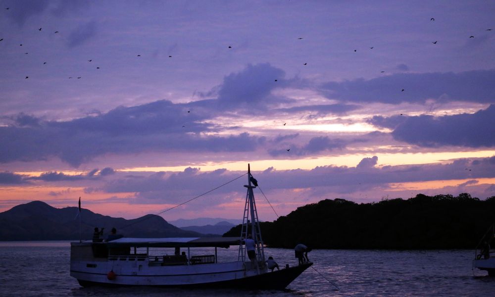 Sunset Trip Labuan Bajo